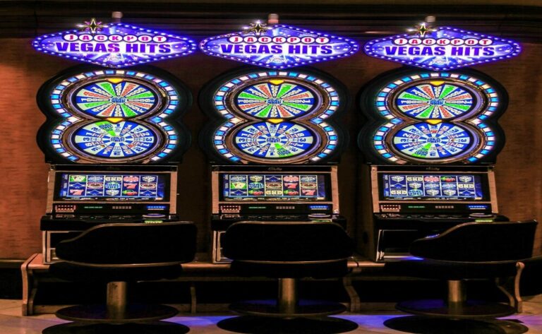 giants gold colossal reels slot machine